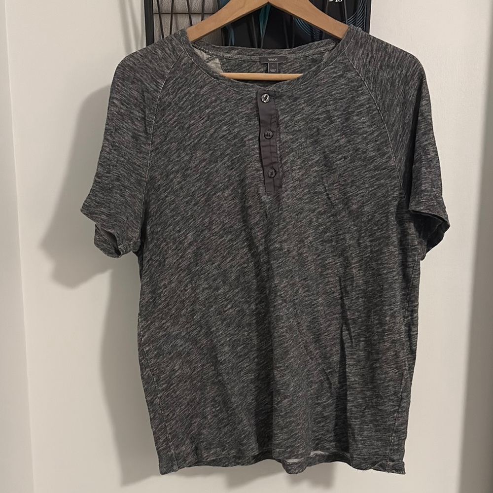 VINCE Men’s Slub Cotton Short Sleeve Henley size Large